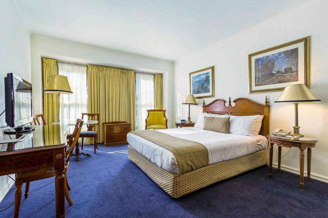Hotel Canterbury International