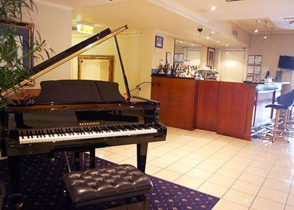 Hotel Canterbury International