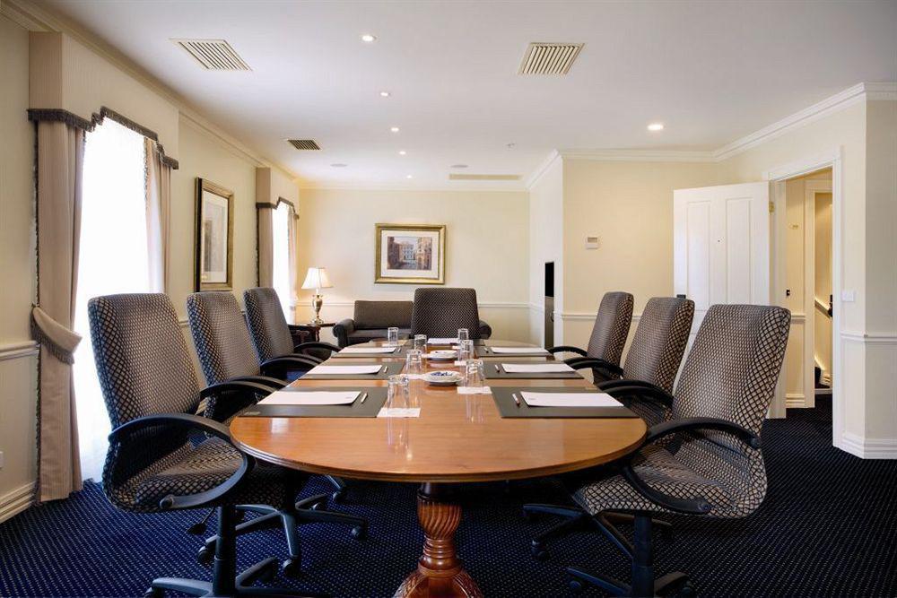 Canterbury International Hotel