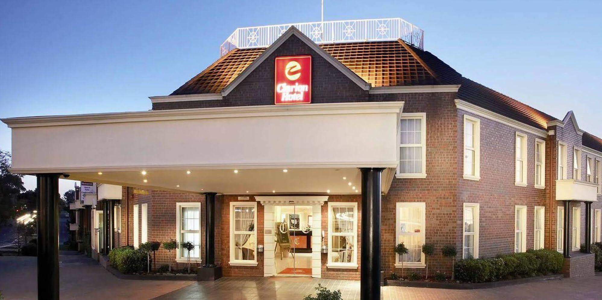 Hotel Canterbury International Forest Hill